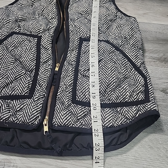 J. Crew Down Quilted Puffer Vest Womens XSmall Herringbone Black Cream - Picture 6 of 8